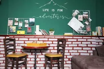 Eagleâ€™s Nest Hostel
