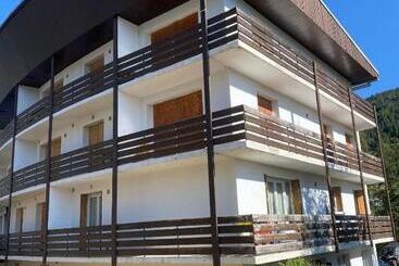 آپارتمان‌های توریست‌ها 75m With Balcony Near The Slopes!