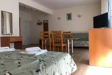 Family Hotel Central