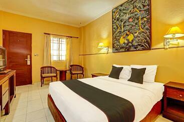 Hotel Collection O 91081 New Arena