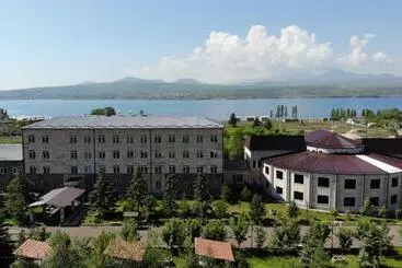 Maria Resort