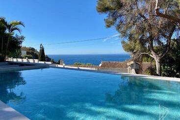 آپارتمانهای توریستها Villa Velas