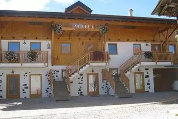 فندق Agriturismo Pisani