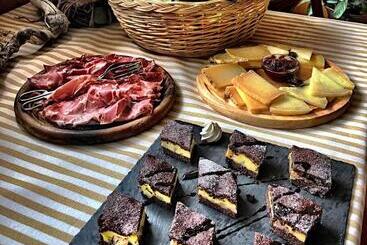 בית מלון כפרי Ede