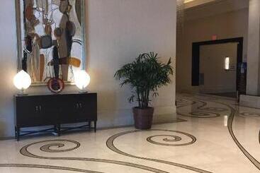 アパートホテル Luxury Suites International At The Signature