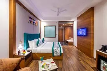Hotel Lords Inn Chandigarh Zirakpur