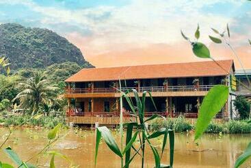 Hotel Trang An Kingkong Homestay