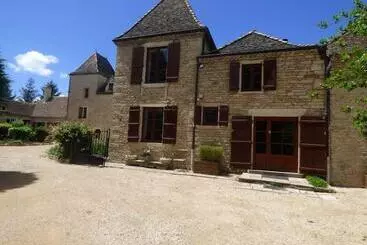 ツーリストアパートメント Maison Sylvain