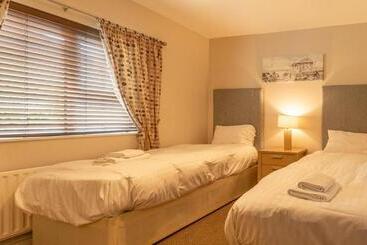 דירות לתיירים White Strand Beach House