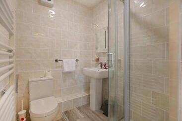 ツーリストアパートメント Pointgarry