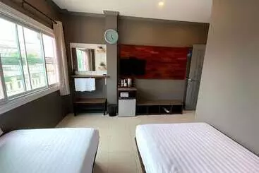 ユースホステル Patuxay Place