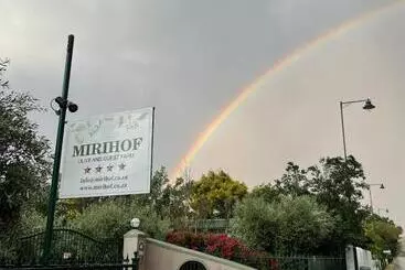 Majatalo Mirihof Retreat And Olive Estate