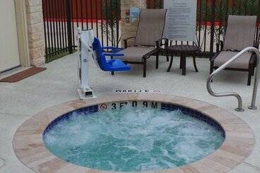 호텔 Holiday Inn Express And Suites Atascocita   Humble   Kingwood, An Ihg