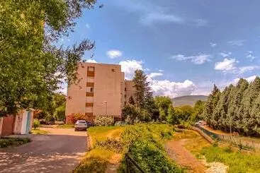 آپارتمانهای توریستها Riverland Lovely Apartment Mostar
