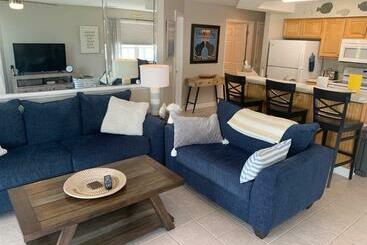 شقق خاصة سياحية 2504 Commons Ii