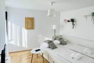 آپارتمان‌های توریست‌ها Sml Apartments 1