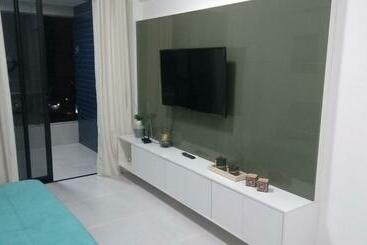 Apartamento De Luxo No Coração Da Ponta Verde