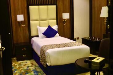 בית מלון כפרי Golden Ship