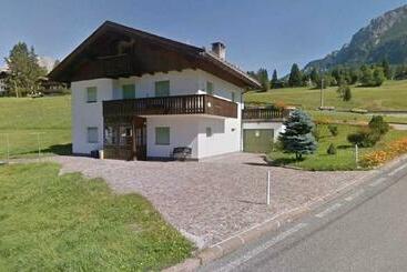 膳宿费 Affittacamere I Ragi D Or