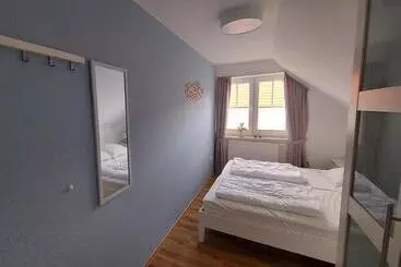 Turistihuoneistot Mira Maris