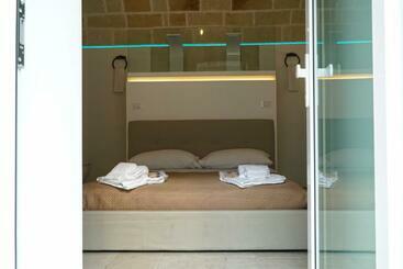 Suite 141   Luxury B&b