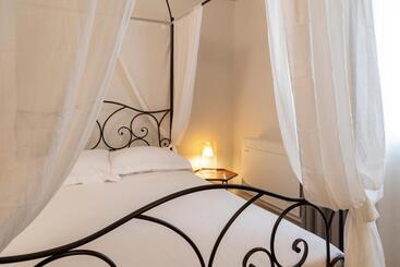 آپارتمان‌های توریست‌ها Palazzo Guajana