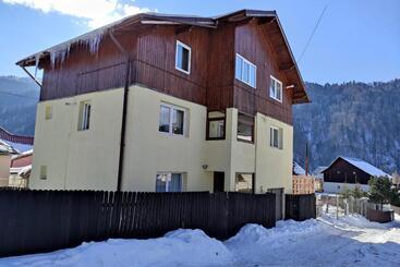 Apartamente turistice Cozy Attic Azuga