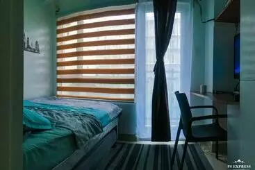 アパートホテル Dn Suite Tagaytay