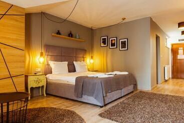 ホテル семеен хотел аризона