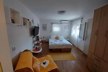 آپارتمان‌های توریست‌ها Ljubovic Apartman