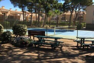 관광객 아파트 Familiale