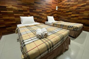 โรงแรมภูน้ำฟ้า Phunumfha Hotel ชุมแพ