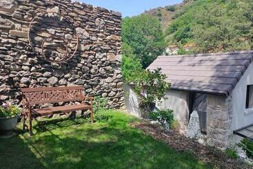 Appartamenti turistici Le Secret Du Moulin, Agréable Tiny House Villefort