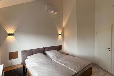 Turistihuoneistot Schöne 110 Qm Große Moderne Und Helle Wohnung