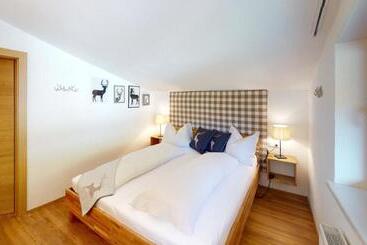 آپارتمانهای توریستها Alpine Style Kaprun