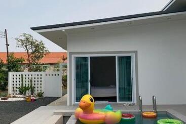 Hotelli กิจตรงวิลล์ รีสอร์ท Kittrongvill