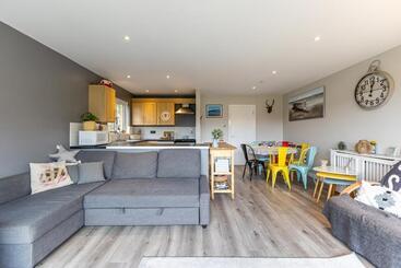 דירות לתיירים Central Apartment 3b