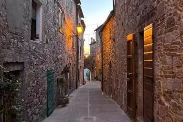 Appartements touristiques Il Cantuccio Di Monteverdi Marittimo, Borgo Di Canneto