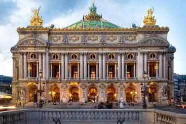 Жильё для туристов Maison Charmante A Montgeron Avec Terrasse