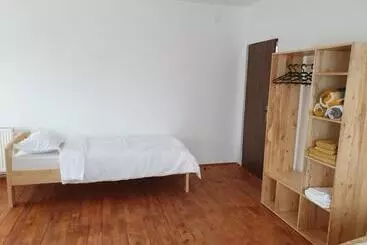 Majatalo Casa Moglador