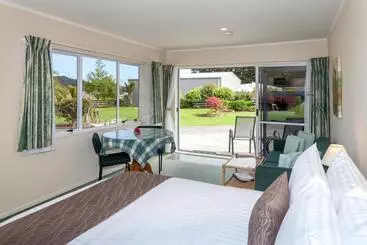 Breakaway Bed & Breakfast