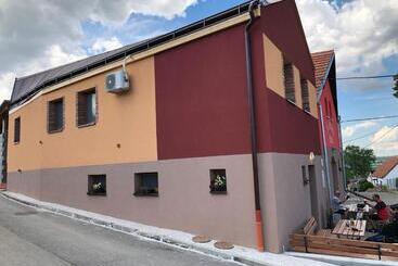 Schronisko Penzion Zaječský šenk