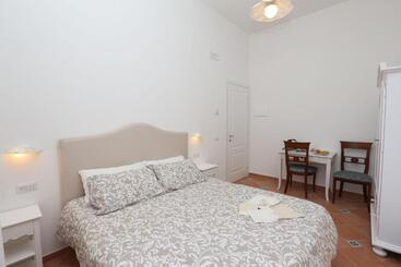 بنسيون La Cascata