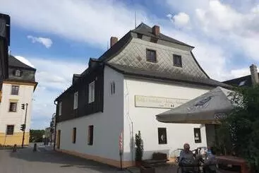 Majatalo Penzion Sklář