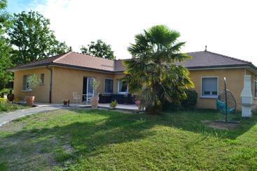 Aamiaismajoitus (B&B) Alaguyauder Le Studio