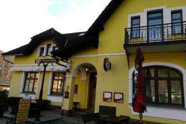 Pensjonat Penzion Kneifel, S.r.o