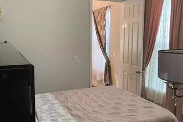 آپارتمان‌های توریست‌ها Apartment Gran Lake