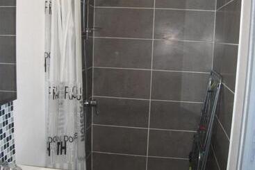 Bed and Breakfast Les Chambres Du Roc