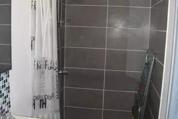 Aamiaismajoitus (B&B) Les Chambres Du Roc