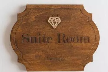 Bed and Breakfast Suite Room